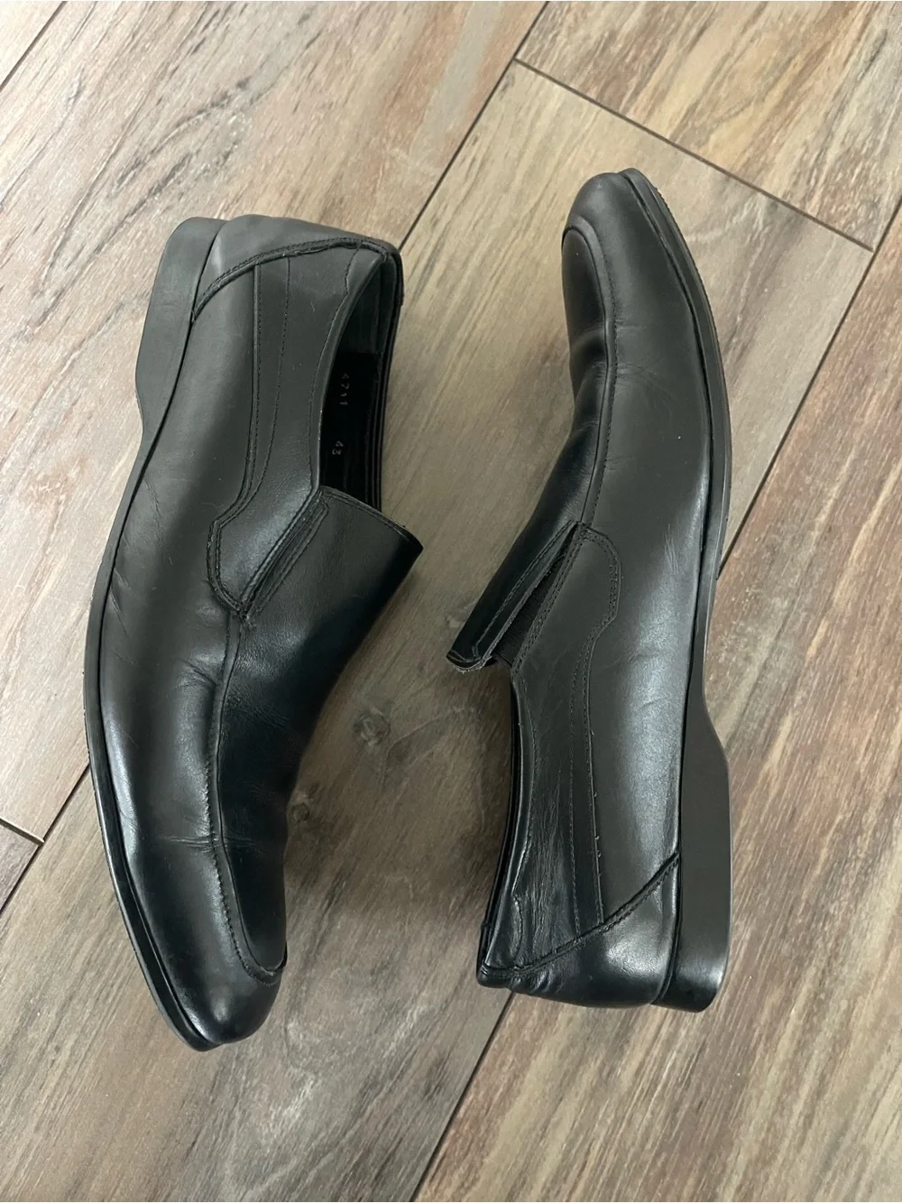 Black Leather Slip-On Dress Shoes Men’s Size US 10 (Eur 43)